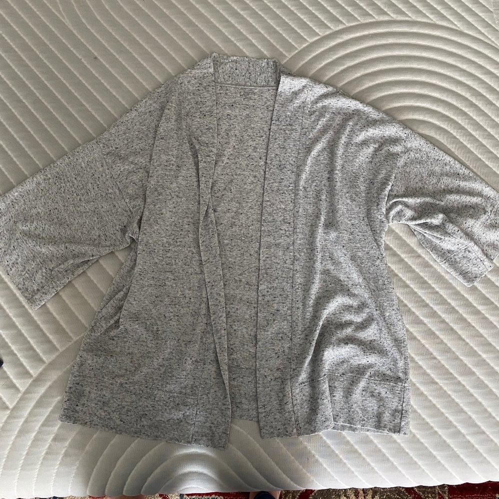 ✌️LOFT Gray Kimono